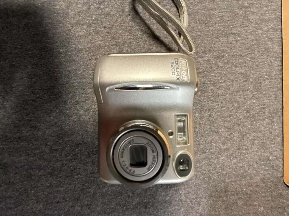 Nikon coolpix 3200